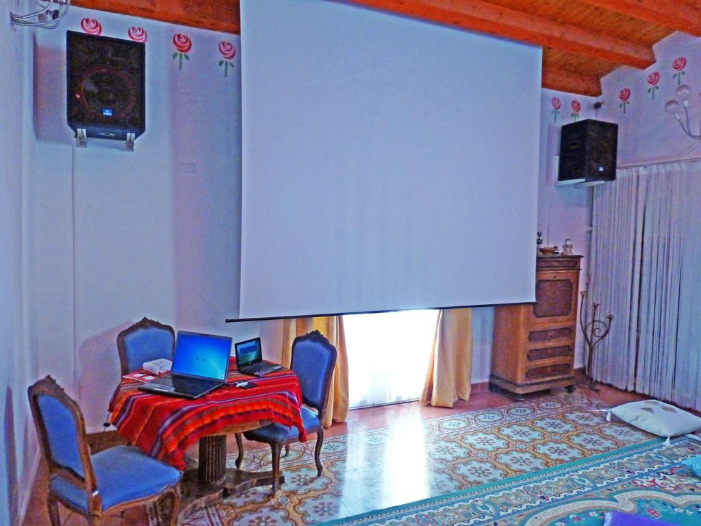 Vucciria Hostel Palermo Bagian luar foto
