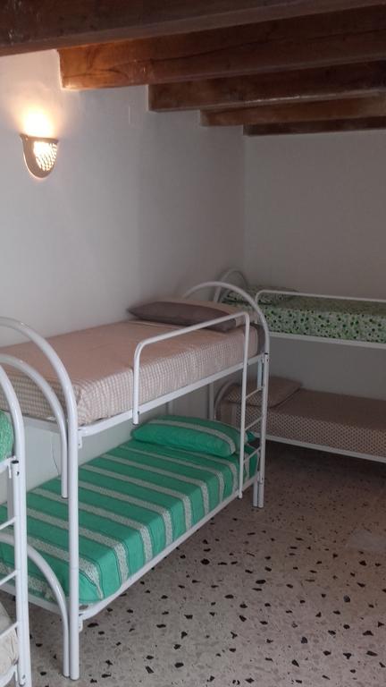 Vucciria Hostel Palermo Bagian luar foto